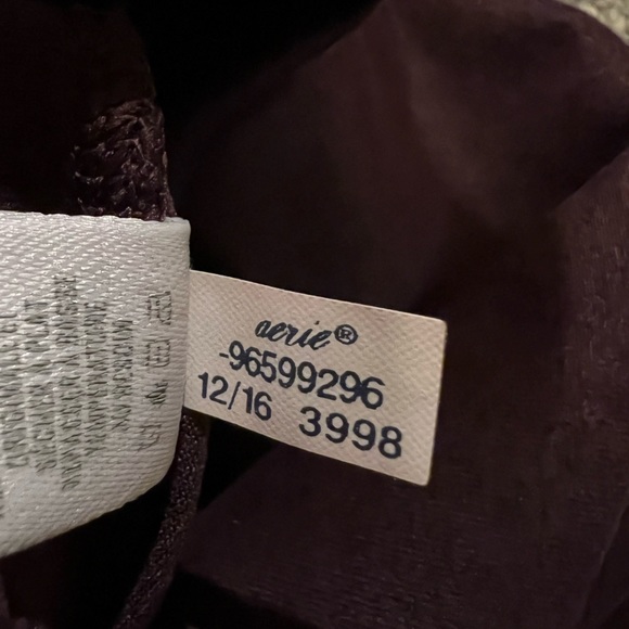 Aerie Chill Play Move Capri Leggings Women's Heathered Purple/Maroon Cutout Ties - Picture 13 of 15